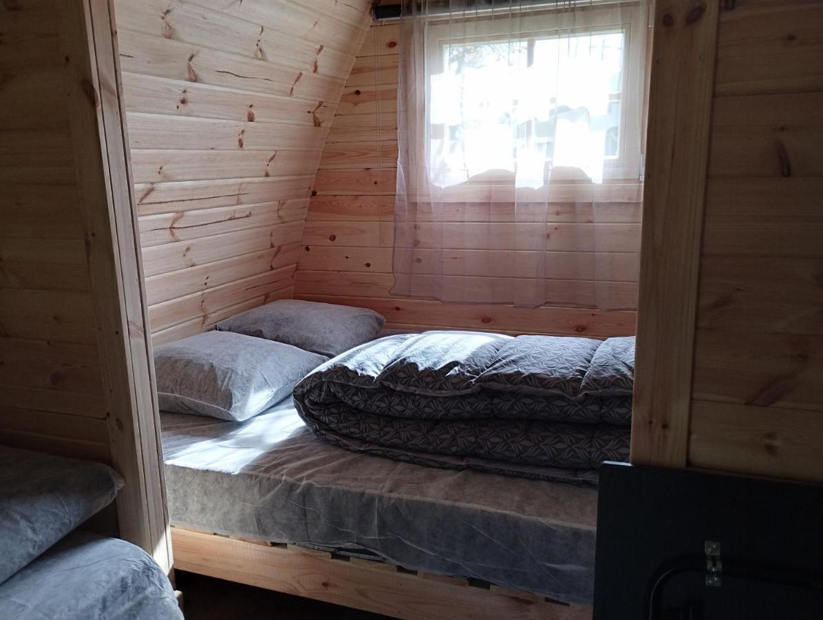 Camping Des Ribieres Confolens Bagian luar foto