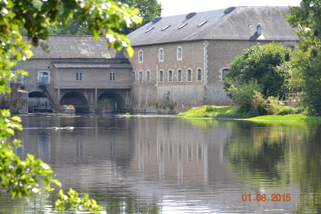 Camping Des Ribieres Confolens Bagian luar foto