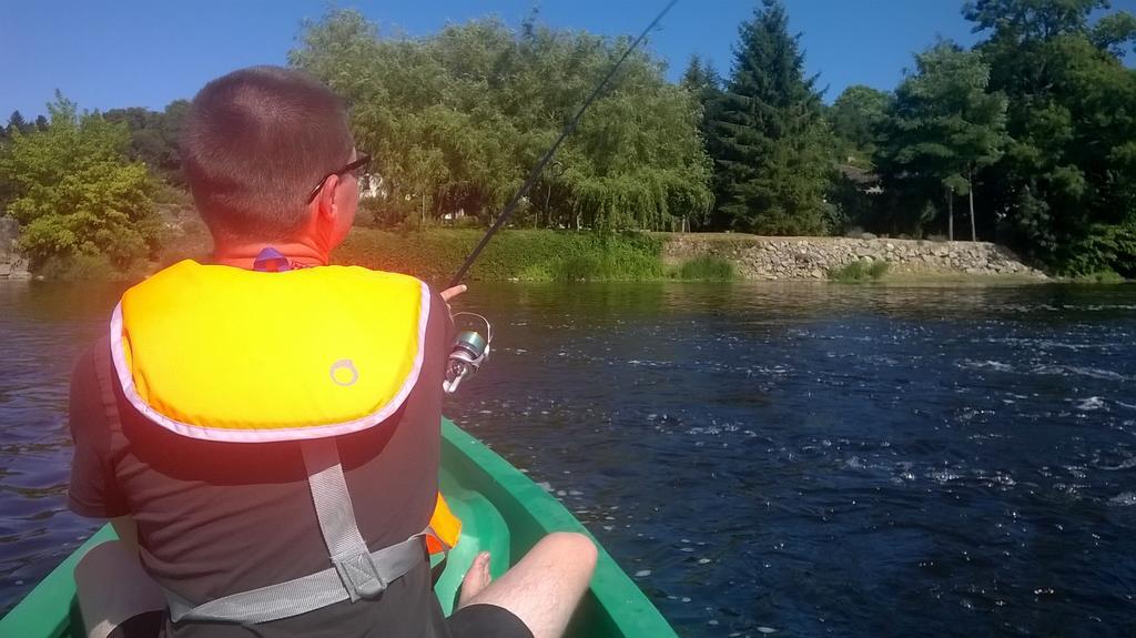 Camping Des Ribieres Confolens Bagian luar foto