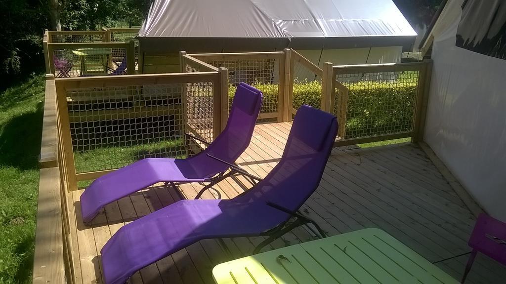 Camping Des Ribieres Confolens Bagian luar foto